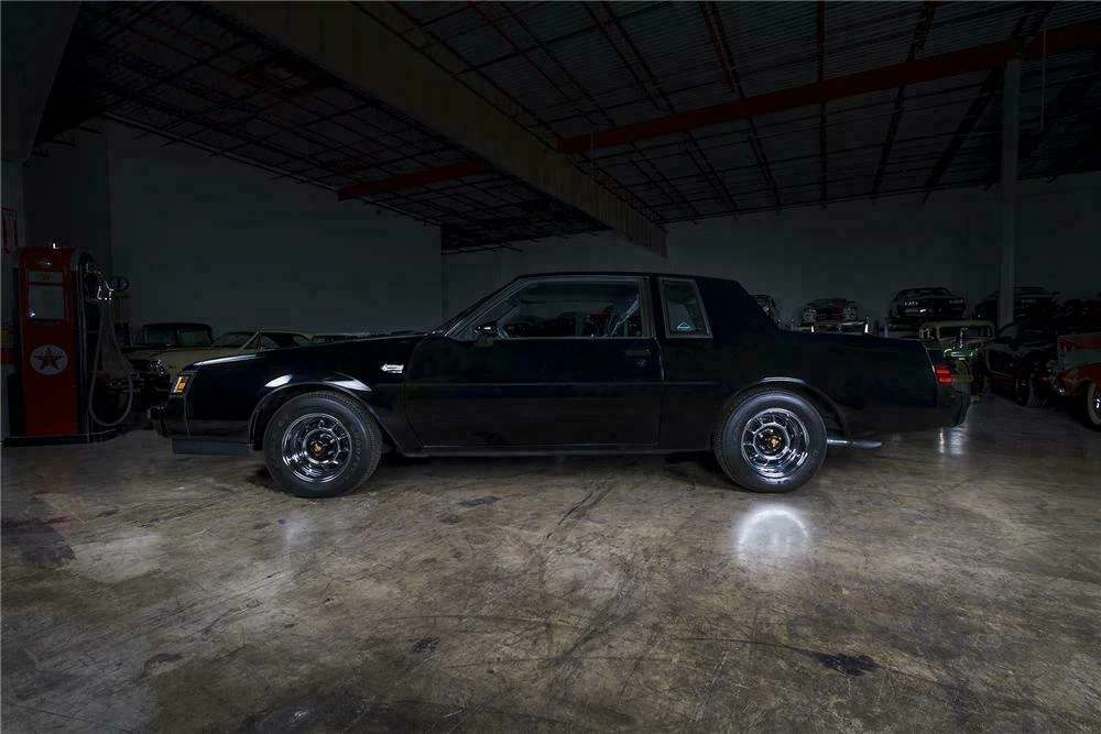 1987 Buick Grand National - Image 5 of 5