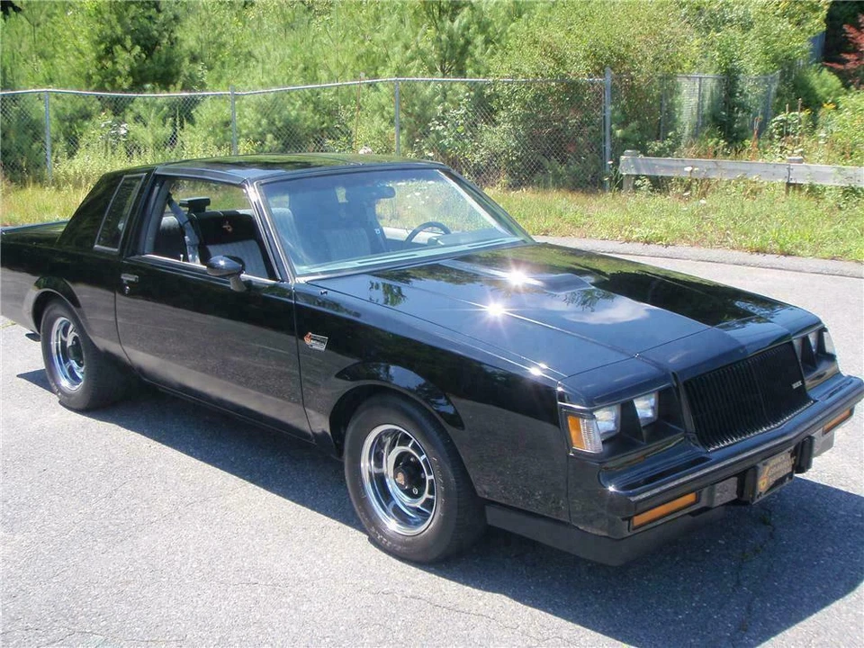 1987 Buick Grand National - Image 2 of 5
