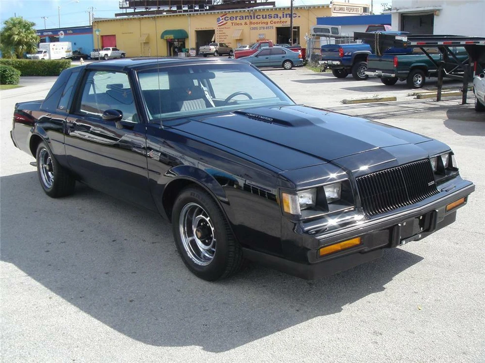 1987 Buick Grand National - Image 2 of 4