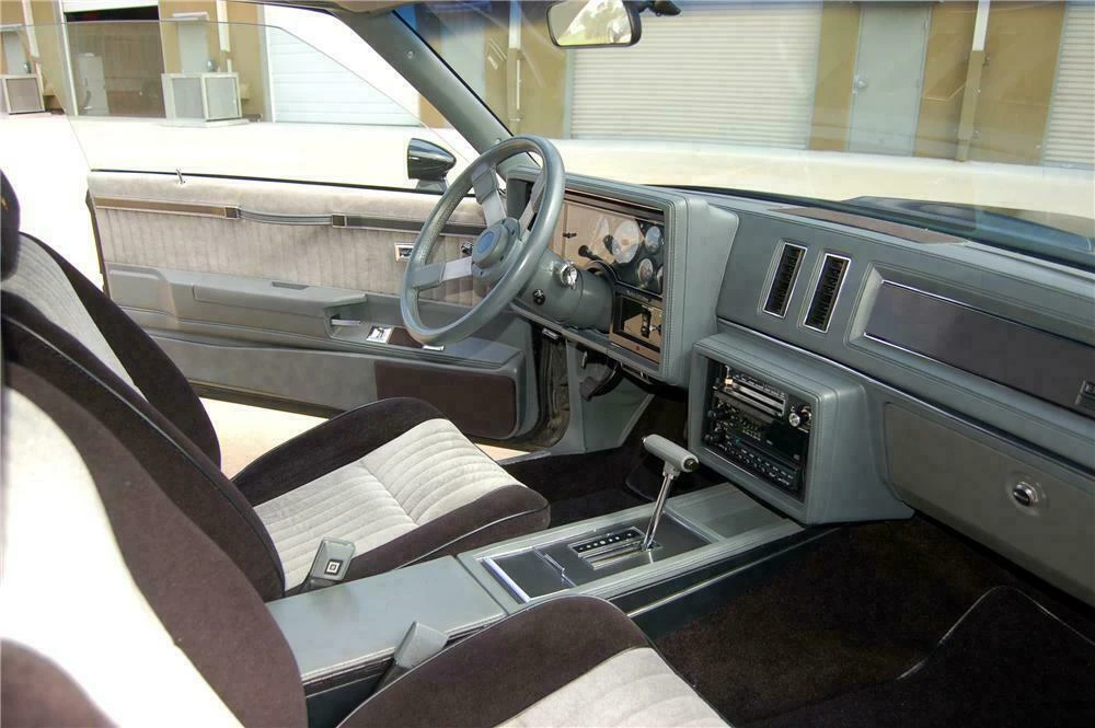 1987 Buick Grand National - Image 4 of 5