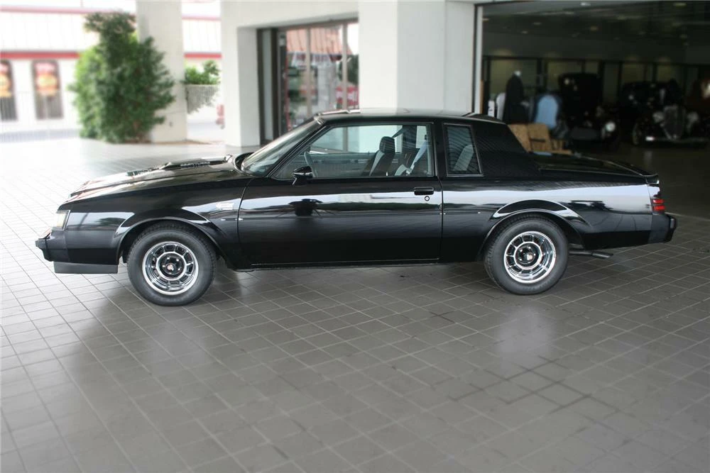 1987 Buick Grand National - Image 5 of 5