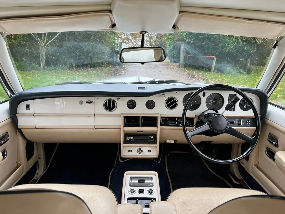 1987 Bentley Mulsanne 1st Gen - Image 24 of 30