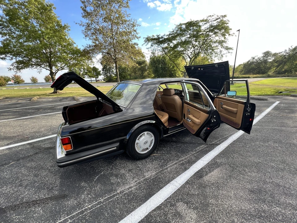 1987 Bentley Mulsanne 1st Gen - Image 15 of 31