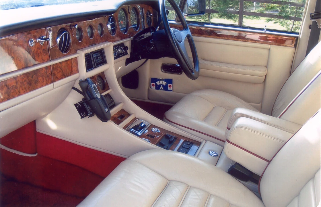 1987 Bentley Mulsanne 1st Gen - Image 3 of 4