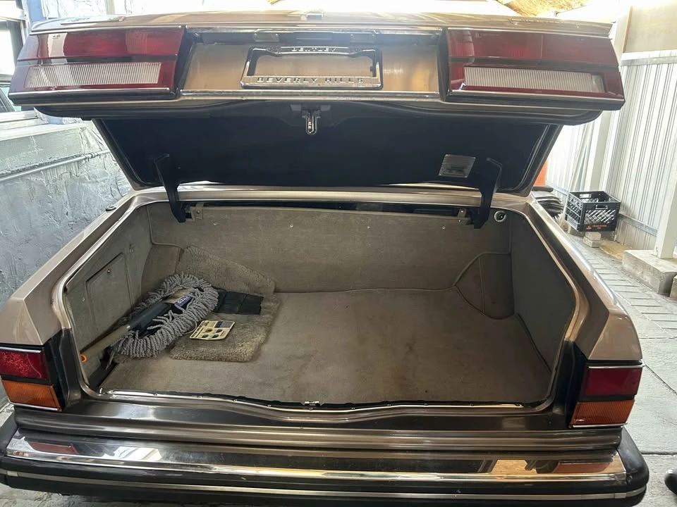 1987 Bentley Mulsanne 1st Gen - Image 6 of 9