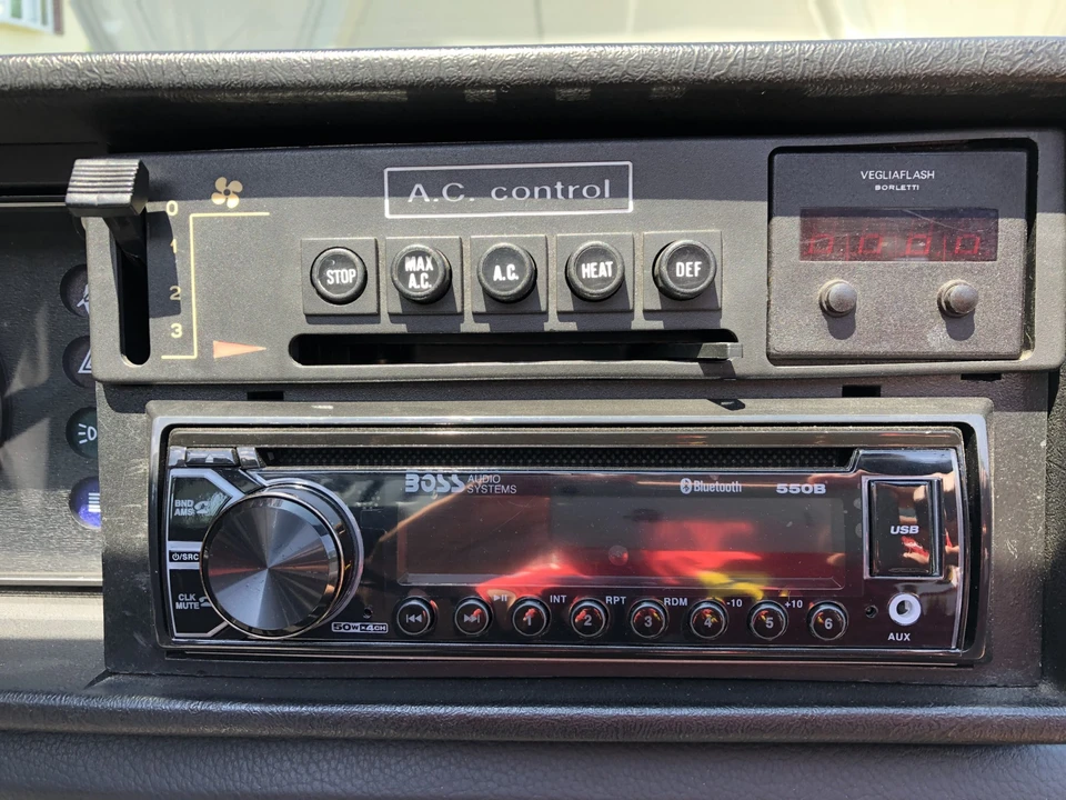 1987 Fiat X1/9 - Image 28 of 31