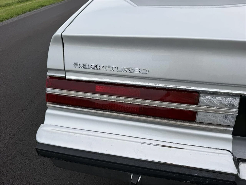 1987 Buick Regal - Image 19 of 31