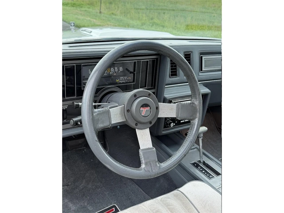 1987 Buick Regal - Image 27 of 31