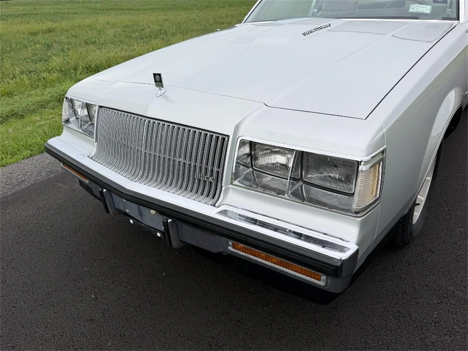 1987 Buick Regal - Image 28 of 31