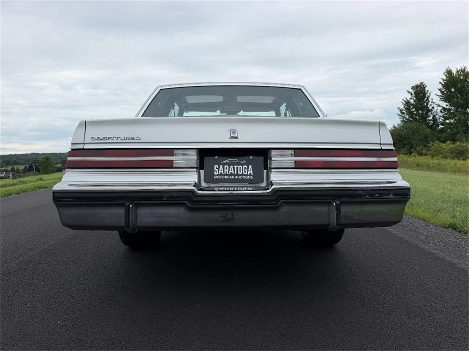 1987 Buick Regal - Image 20 of 31