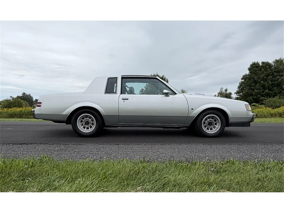 1987 Buick - Image 11 of 31