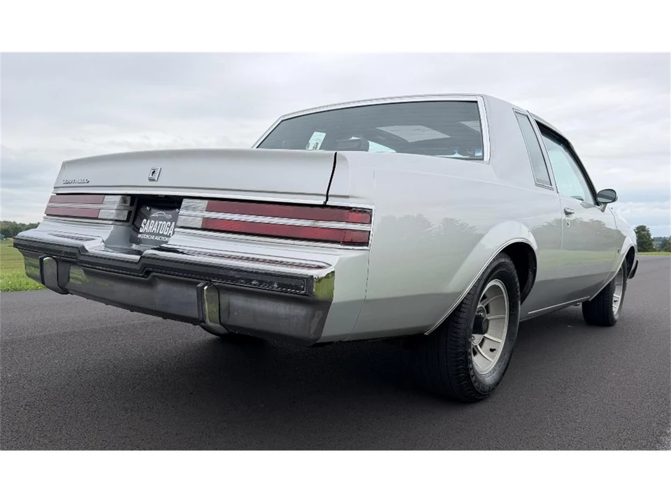 1987 Buick - Image 21 of 31