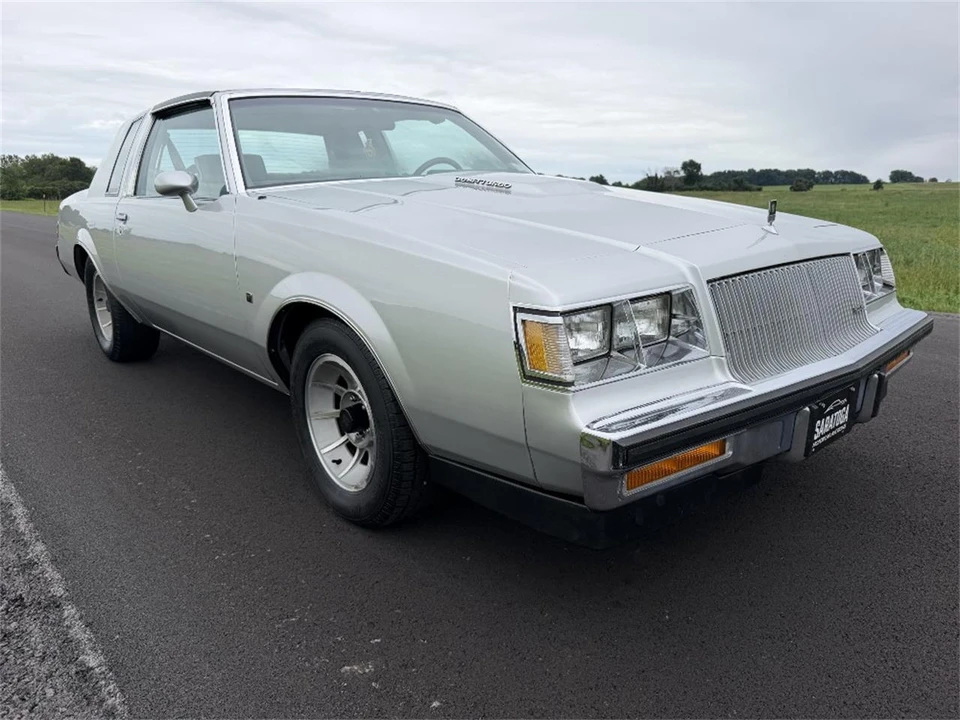 1987 Buick - Image 5 of 31