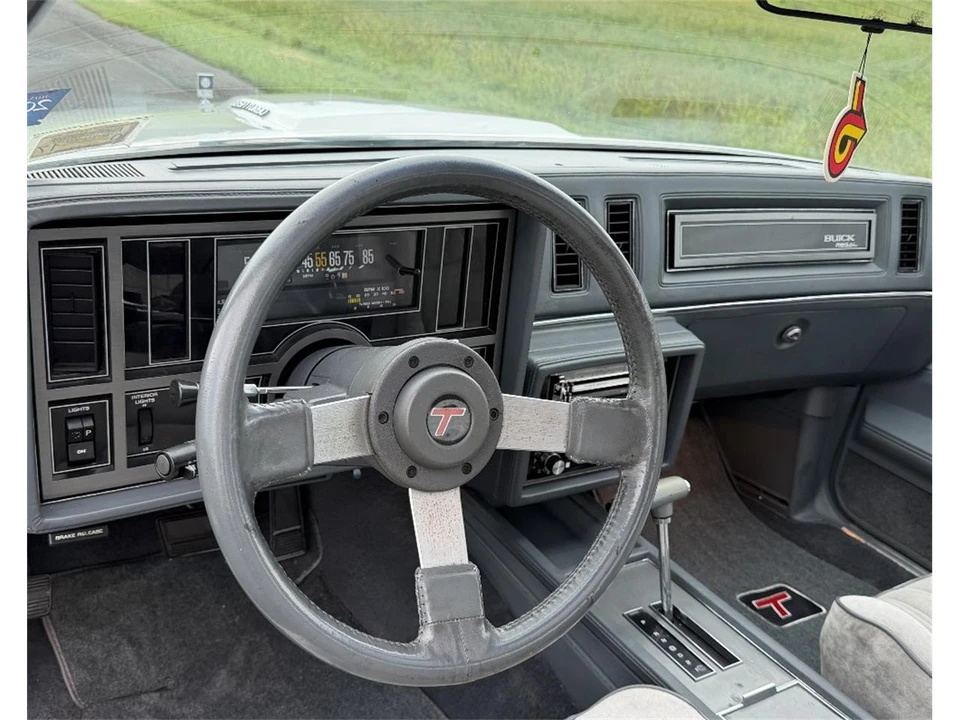 1987 Buick - Image 31 of 31
