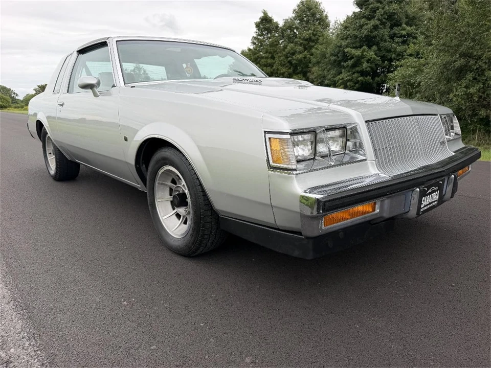 1987 Buick - Image 10 of 31