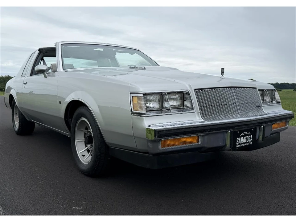 1987 Buick - Image 2 of 31