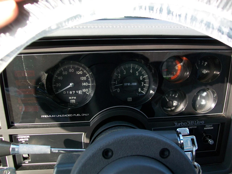 1987 Buick Grand National GNX - Image 23 of 31