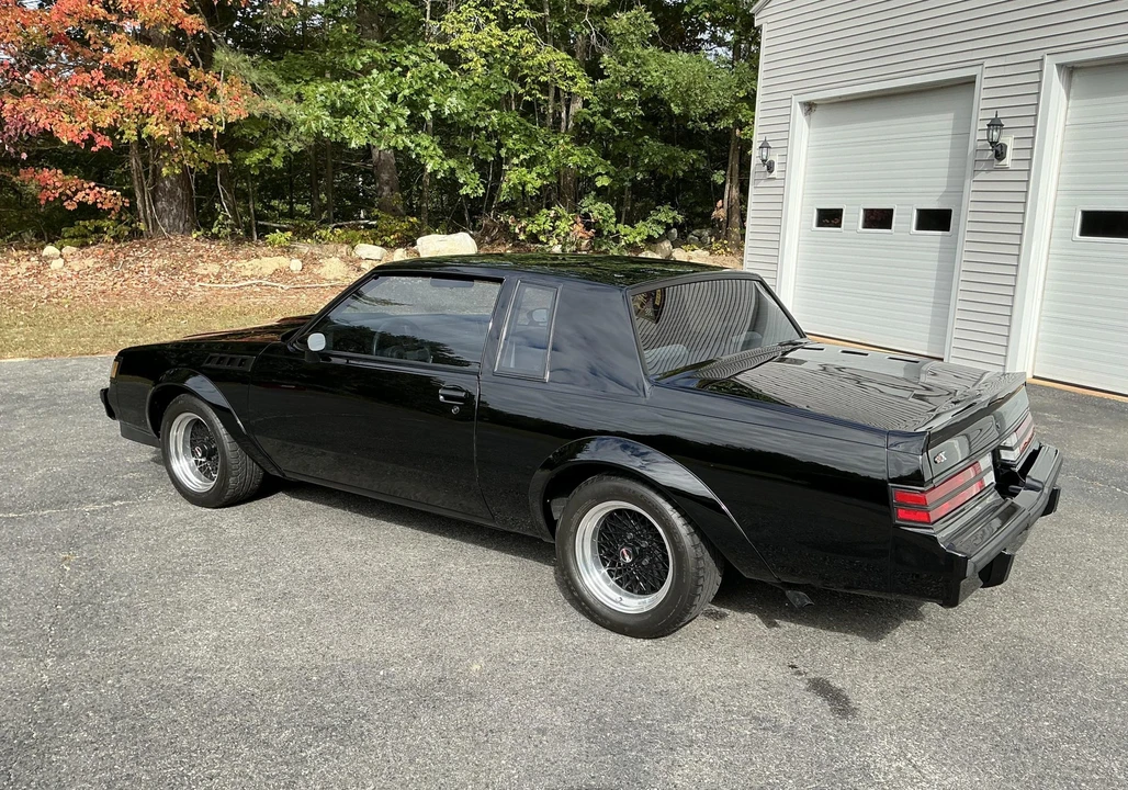 1987 Buick Grand National GNX - Image 24 of 31