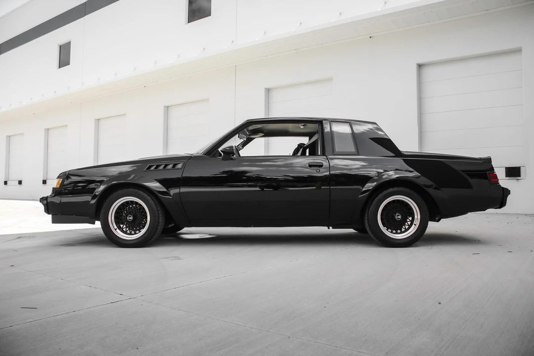 1987 Buick Grand National GNX - Image 3 of 31