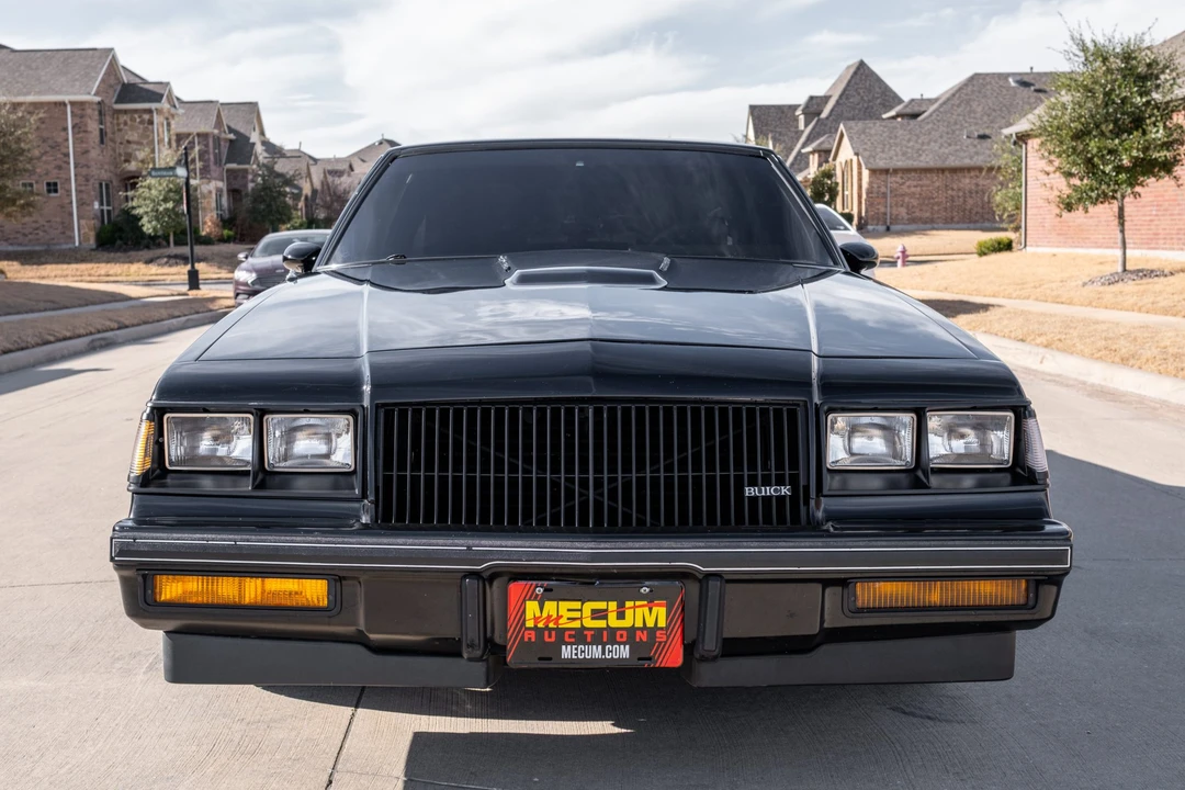 1987 Buick Grand National - Image 2 of 31