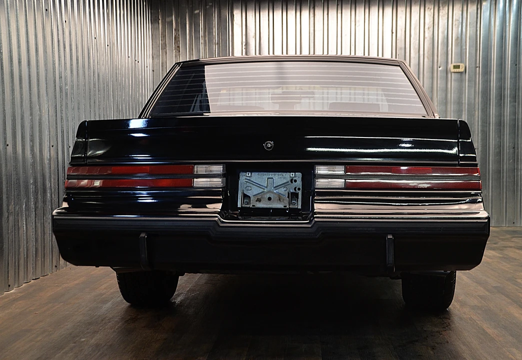 1987 Buick Grand National - Image 10 of 31