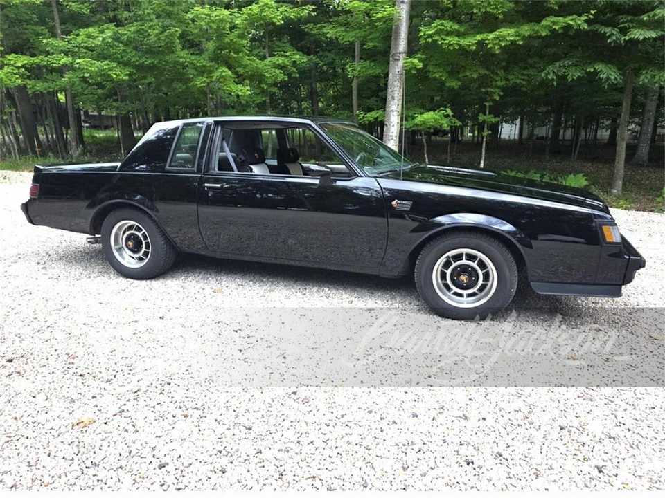 1987 Buick Grand National - Image 2 of 5