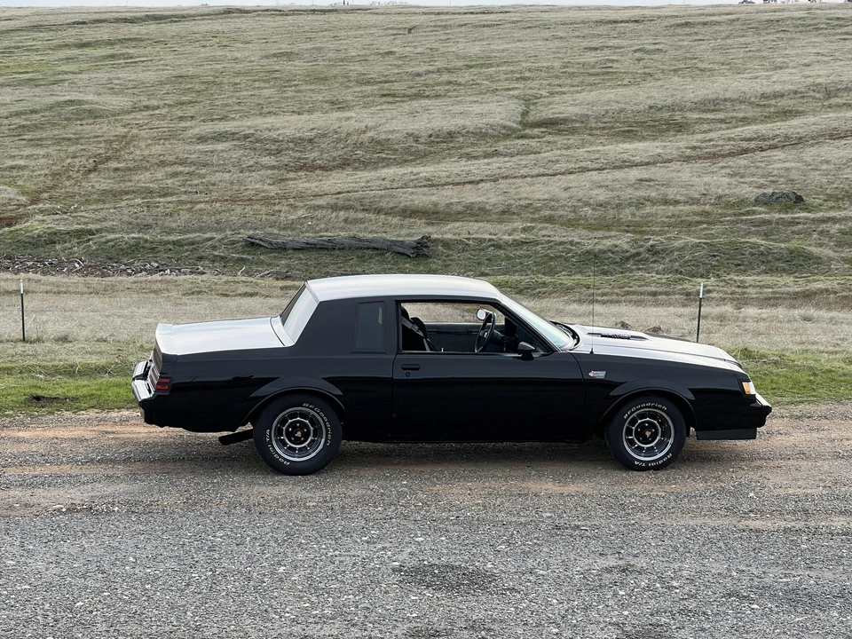 1987 Buick Grand National - Image 24 of 31