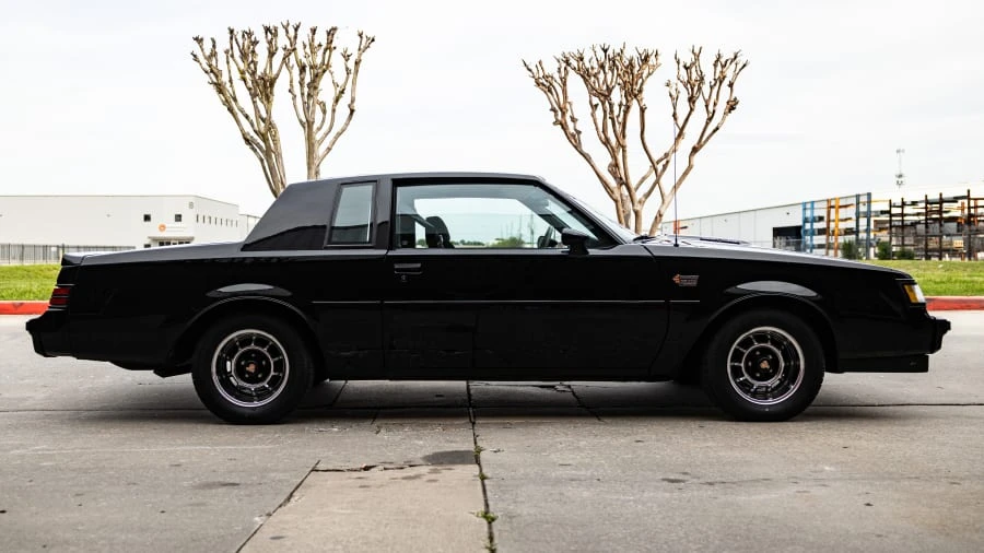 1987 Buick Grand National - Image 2 of 31