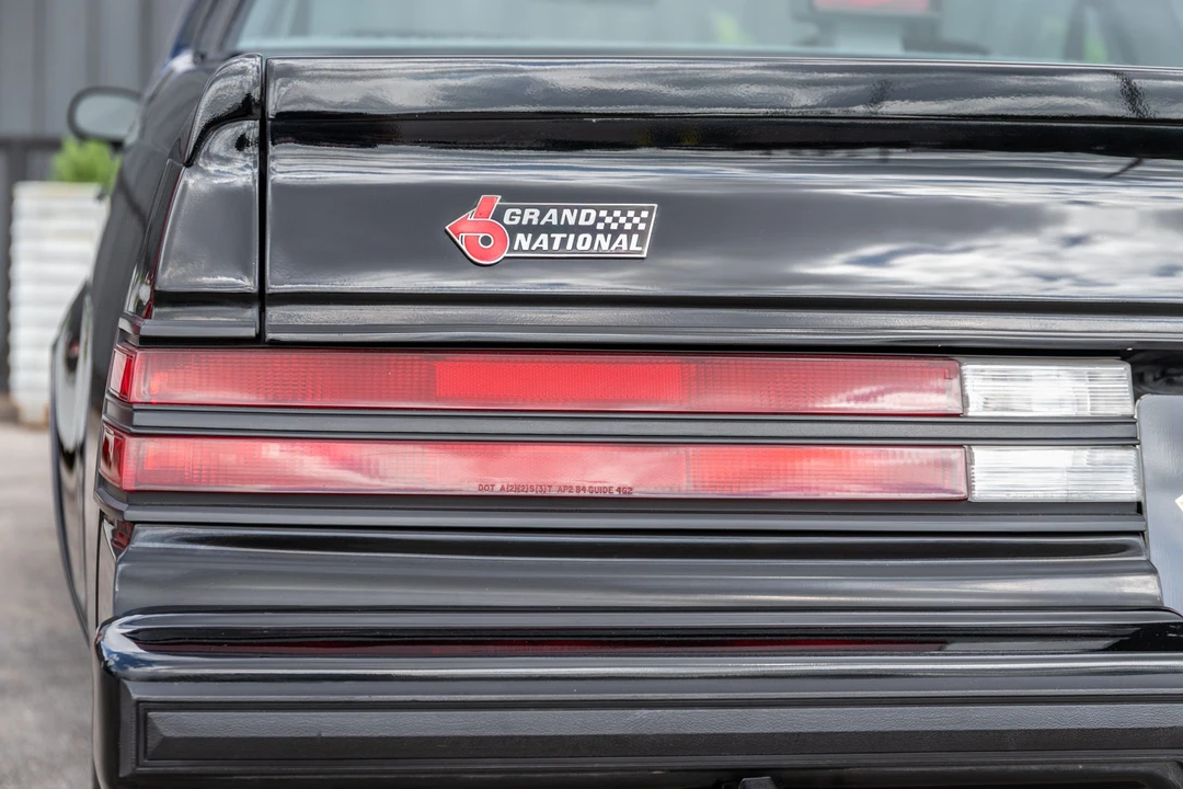 1987 Buick Grand National - Image 27 of 31