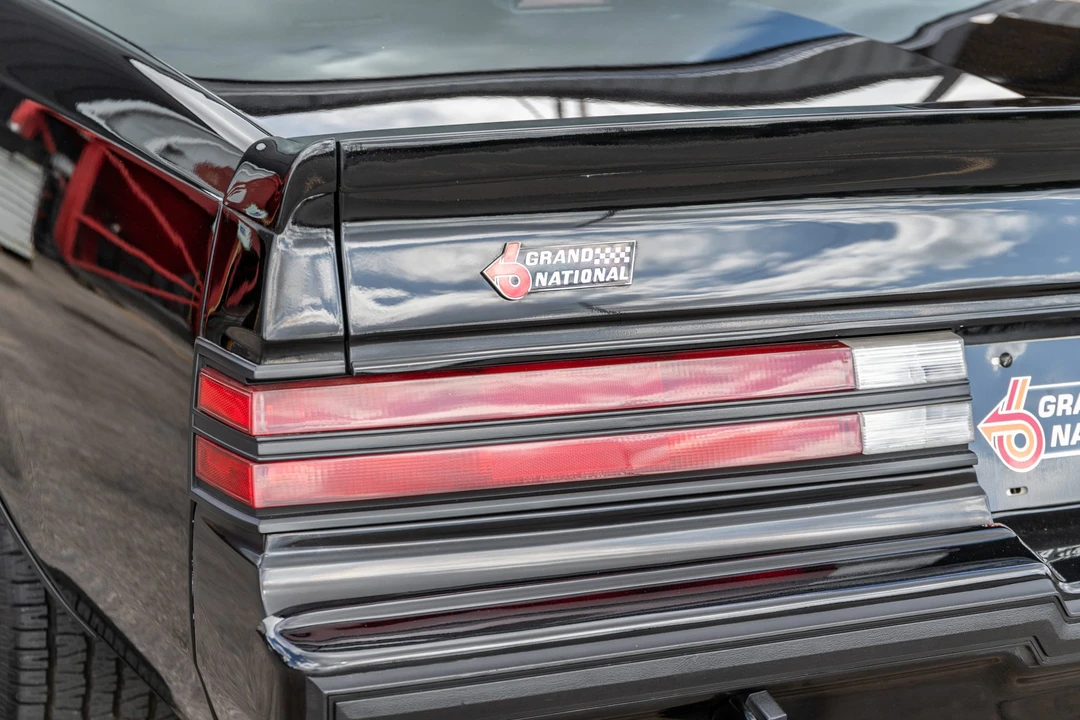 1987 Buick Grand National - Image 26 of 31