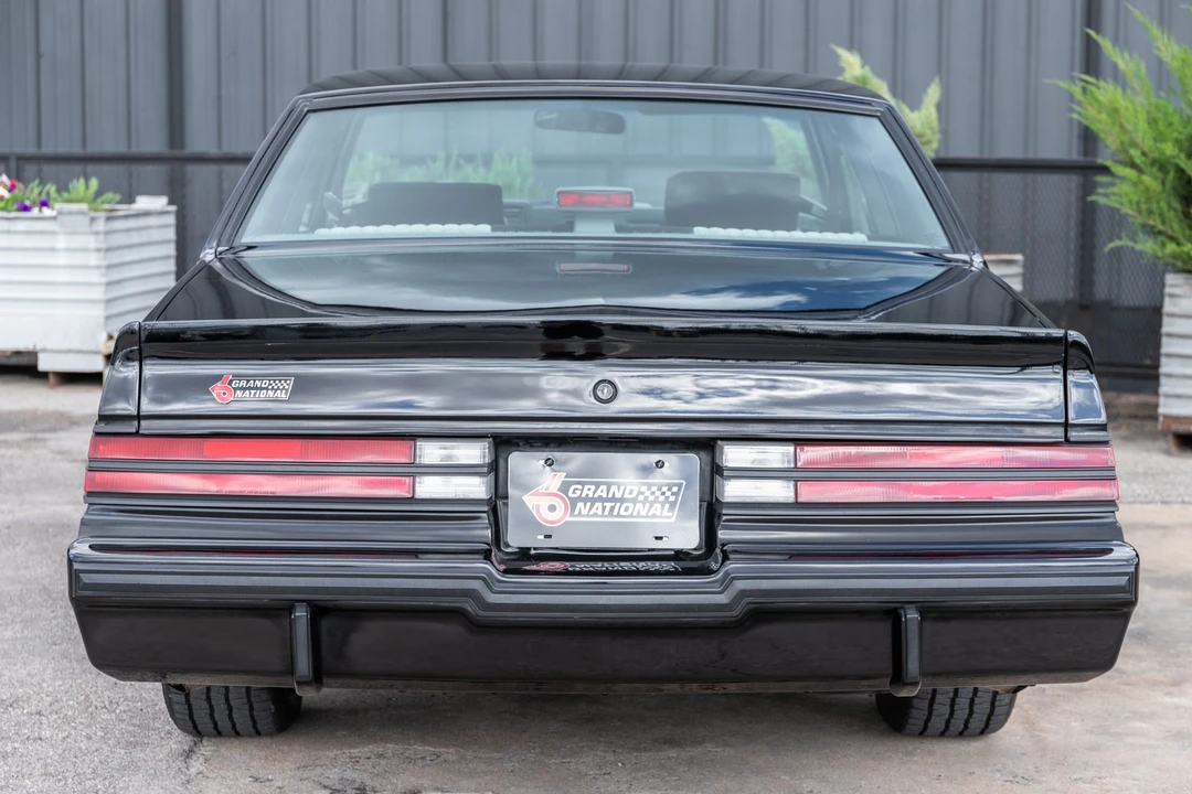 1987 Buick Grand National - Image 10 of 31