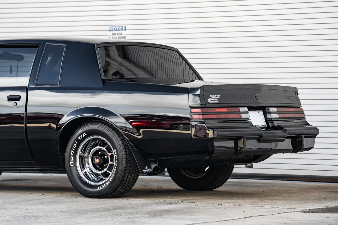 1987 Buick Grand National - Image 30 of 31