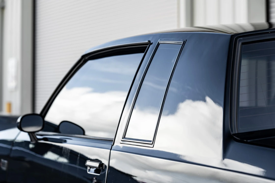 1987 Buick Grand National - Image 26 of 31