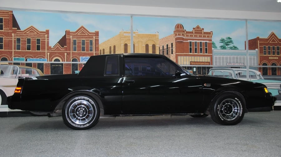 1987 Buick Grand National - Image 4 of 7