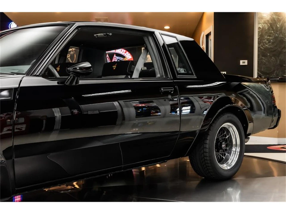 1987 Buick Grand National - Image 30 of 31