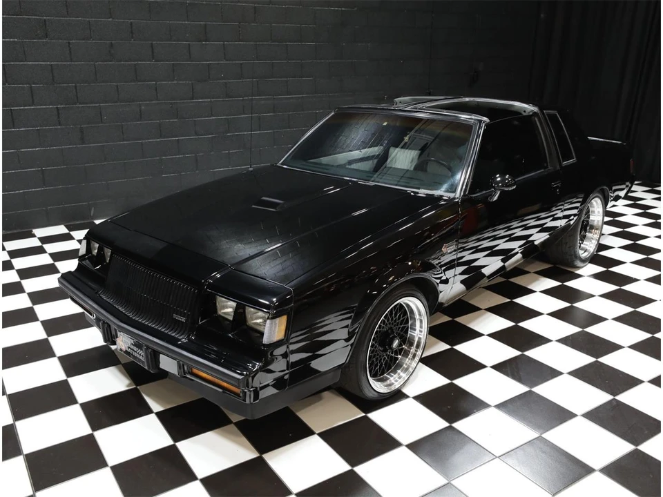 1987 Buick Grand National - Image 11 of 31