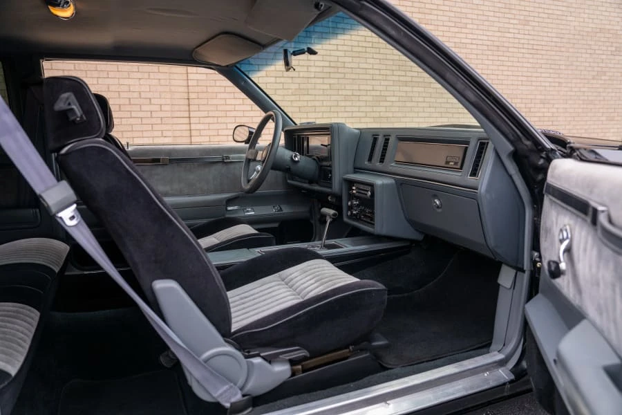 1987 Buick Grand National - Image 28 of 31
