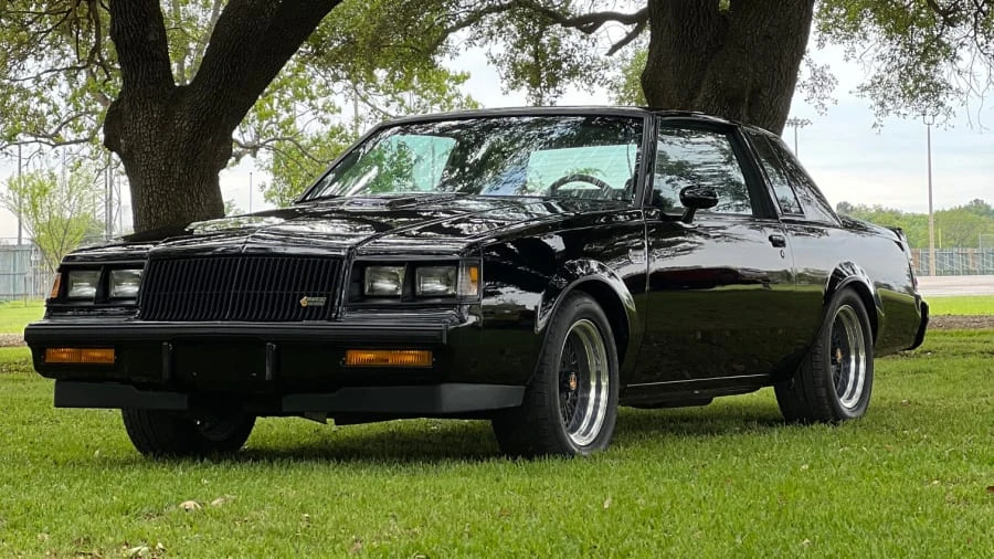 1987 Buick Grand National - Image 16 of 18