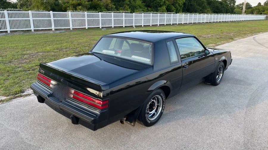 1987 Buick Grand National - Image 15 of 16