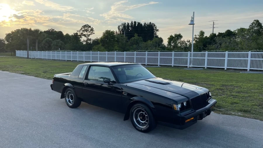 1987 Buick Grand National - Image 16 of 16
