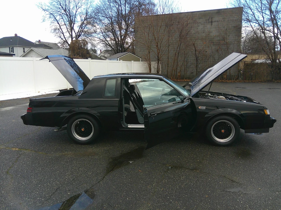1987 Buick Grand National - Image 21 of 31