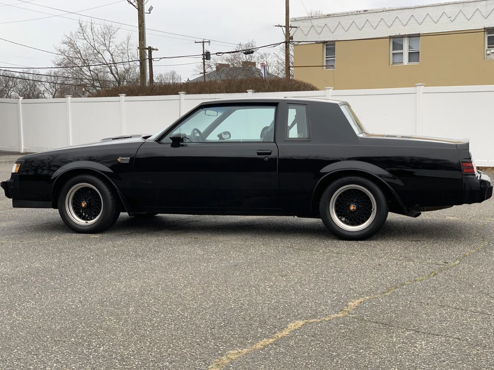 1987 Buick Grand National - Image 17 of 31