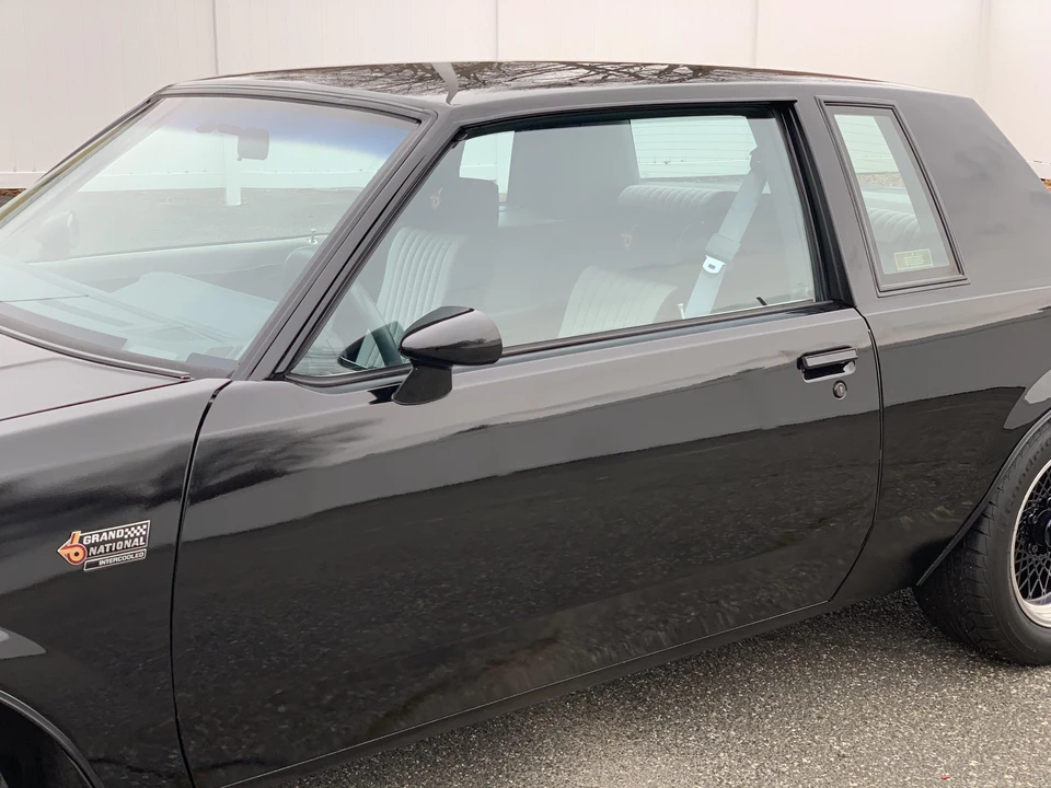 1987 Buick Grand National - Image 27 of 31