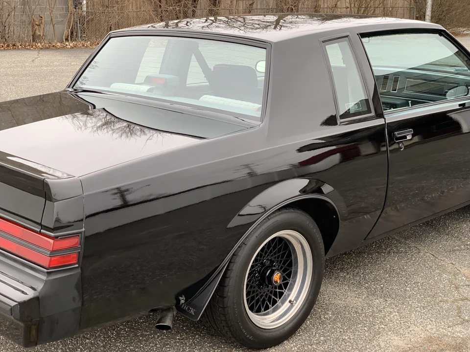 1987 Buick Grand National - Image 29 of 31