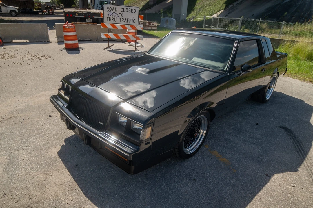 1987 Buick Grand National - Image 28 of 31