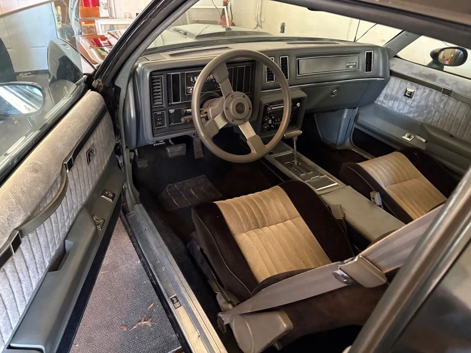 1987 Buick Grand National - Image 20 of 23