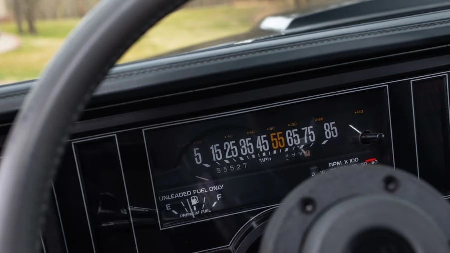 1987 Buick Grand National - Image 14 of 15