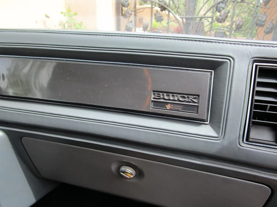 1987 Buick Grand National - Image 4 of 5