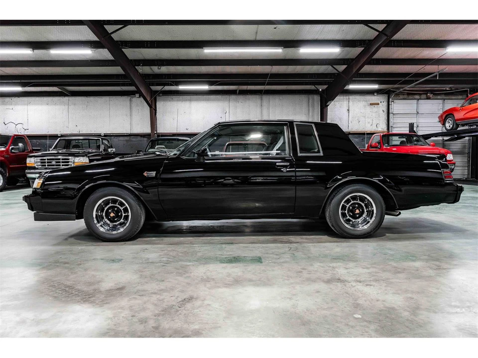 1987 Buick Grand National - Image 2 of 24