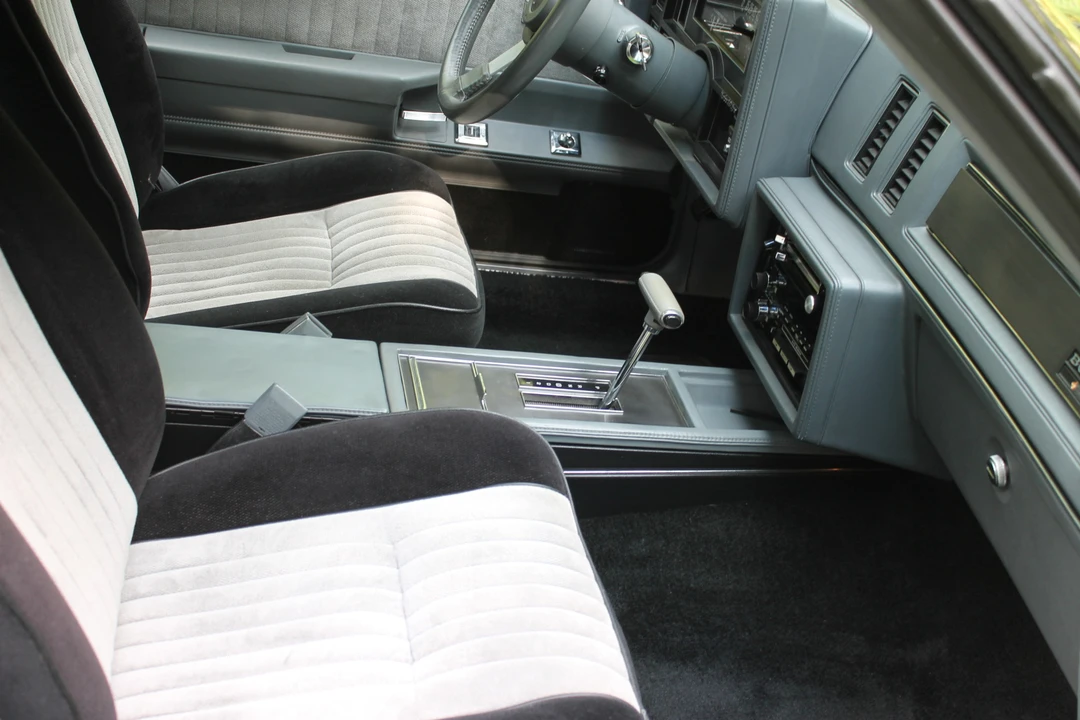 1987 Buick Grand National - Image 29 of 31